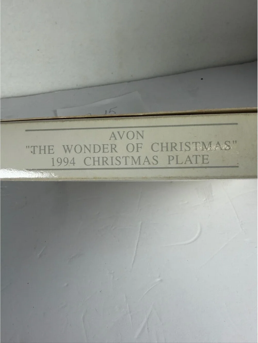 Avon 1994 The Wonder of Christmas Plate 22K Gold Trim S-15